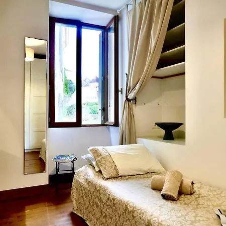 Town House, Gite De Charme 펜션 사흘라 라 카네다