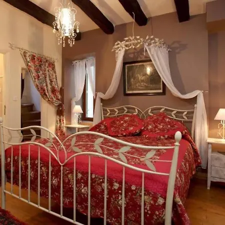 Town House, Gite De Charme 펜션