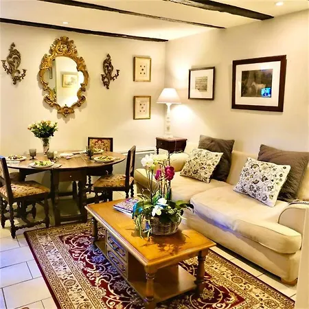 Town House, Gite De Charme * 사흘라 라 카네다